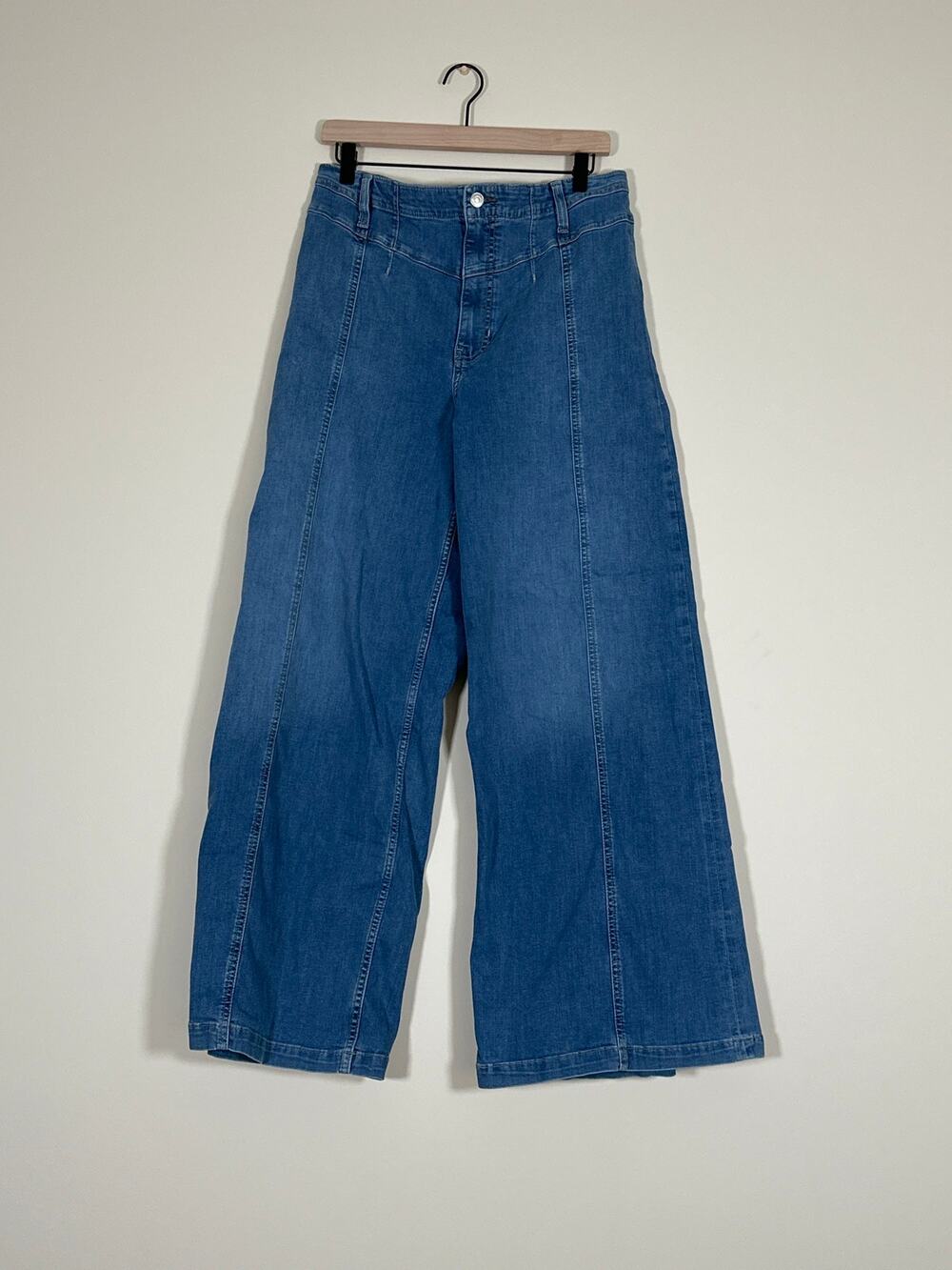 Free People We The Free Wide Leg Jeans Size 32 Medium Wash